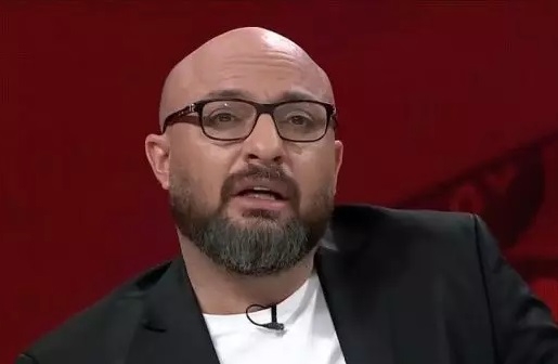 فرشاد کرمی به شدت از سازمان لیگ در بازی رئال مادرید انتقاد کرد!