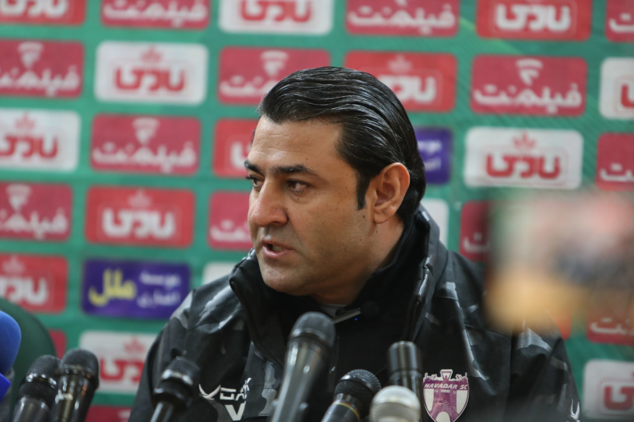 فاضلی: ۳۰ بازیکن باکیفیت در اختیار پرسپولیس وجود دارد