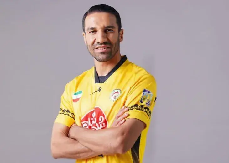 از من و شجاع و رامین چشمپوشی کنید!