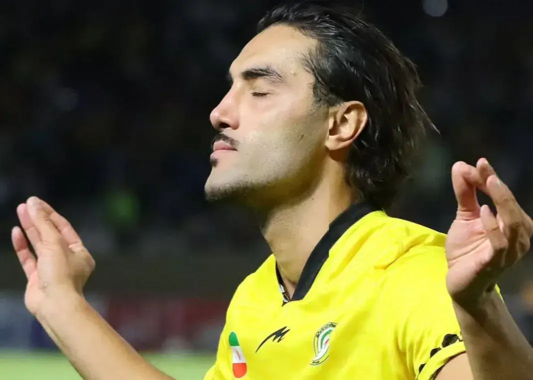 تصویر خبر: بزرگ: بازی با پرسپولیس بهترین شب فوتبالم بود