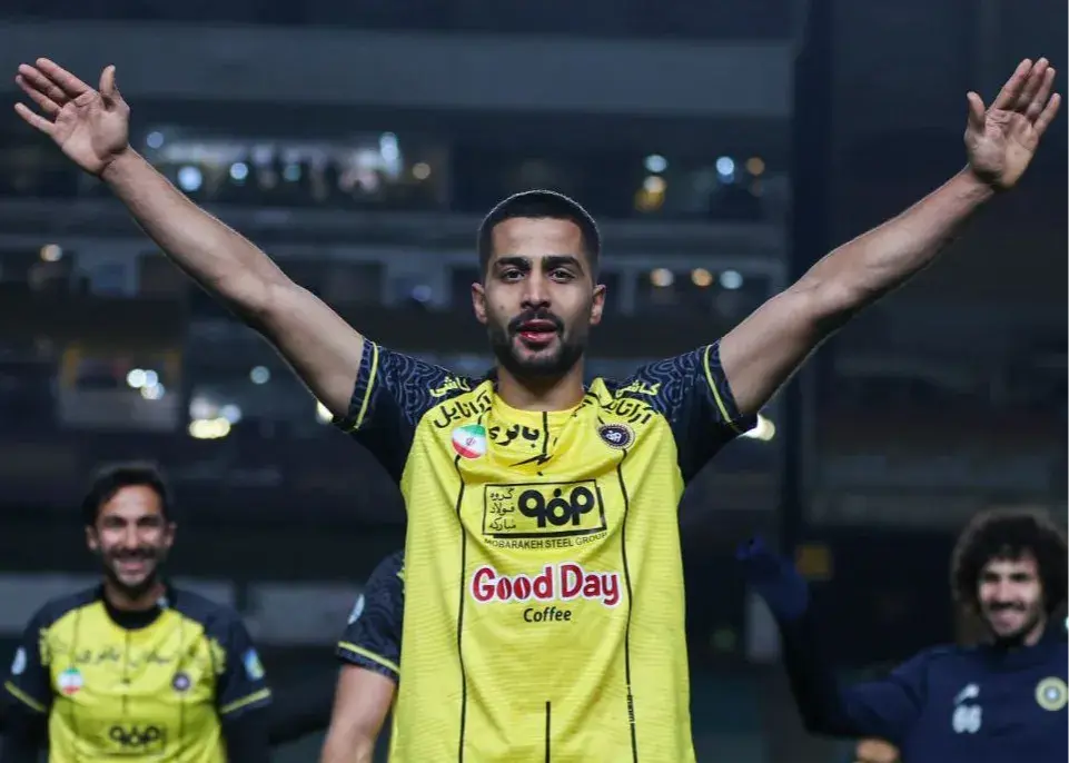 تصویر خبر: سپاهان مسیر انتقال عارف به پرسپولیس را مسدود می‌کند!