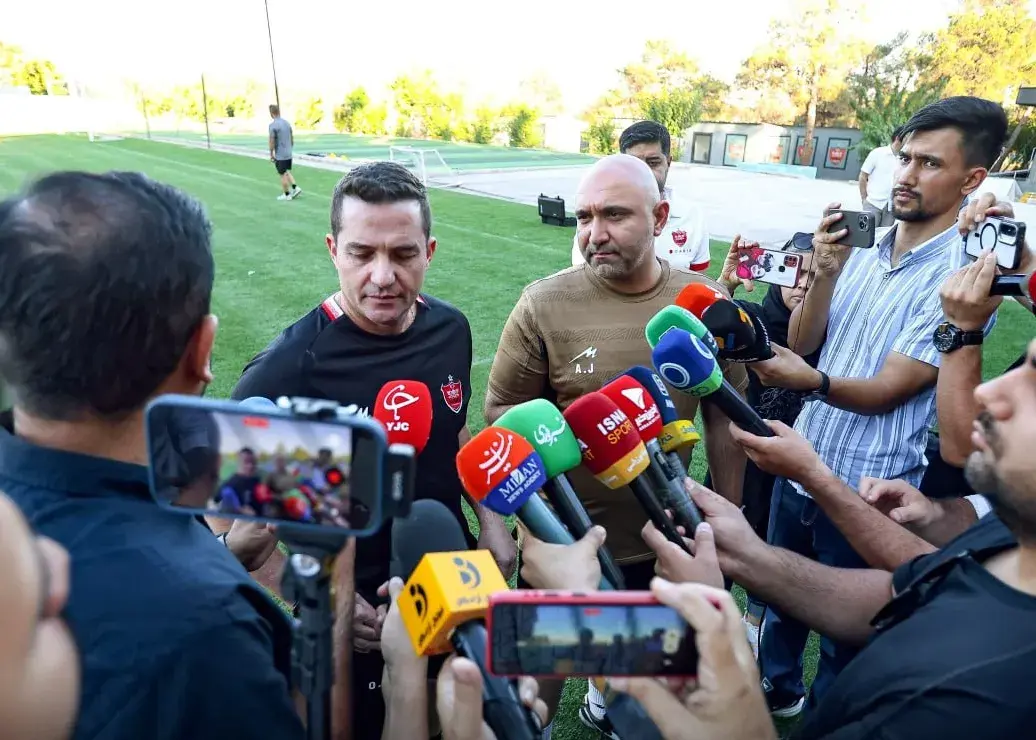 تصویر خبر: داستان پیچیده همکاری پرسپولیس و اوسمار روی یک برگه کاغذ!