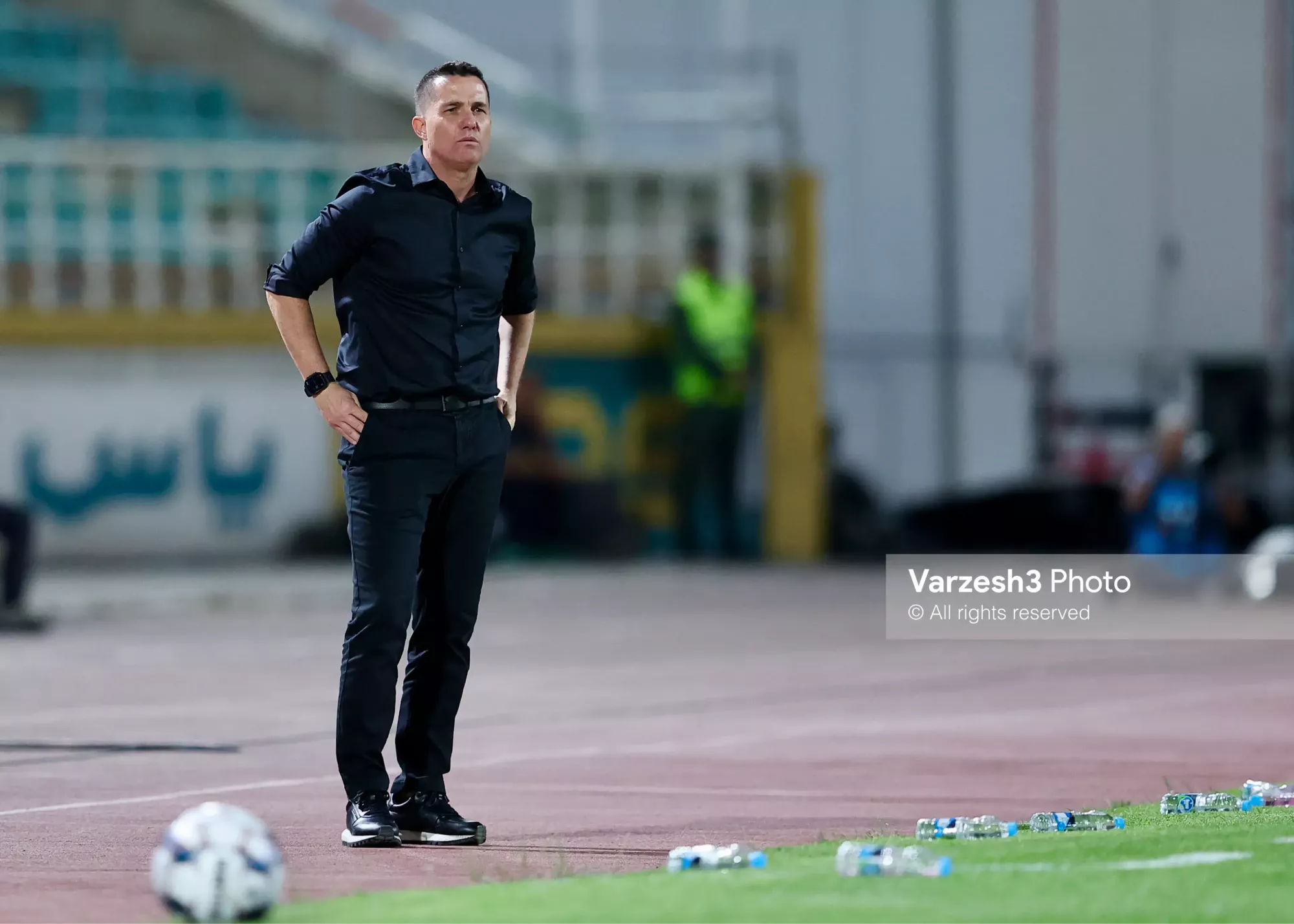 تصویر خبر: پایان دوره مربیگری اوسمار ویرا در پرسپولیس
