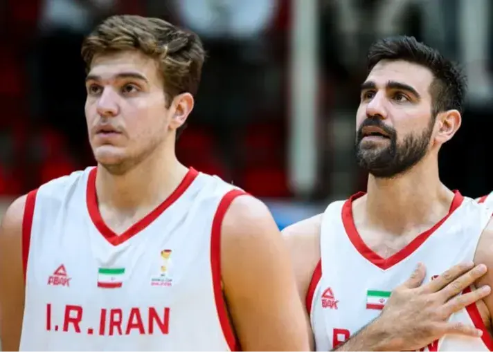 تصویر خبر: مانولوپولوس، لژیونر ۱۹ ساله بسکتبال را رو نمایی کرد