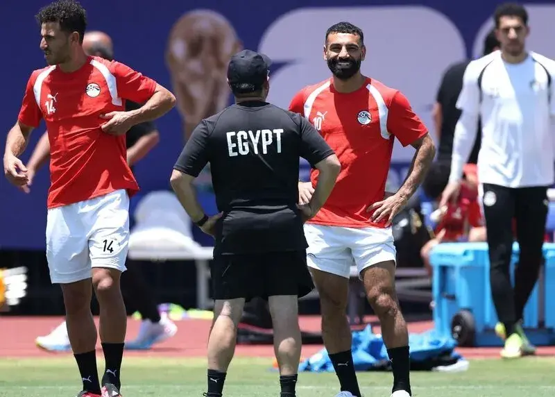 برخورد شدید کادر فنی مصری با مأموران پلیس آمریکا