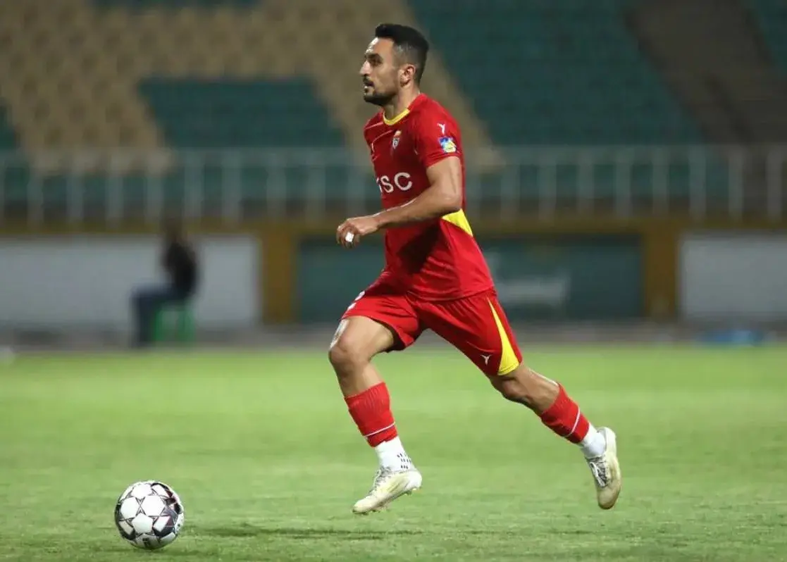 پایان شایعات درباره پرسپولیس و ابوالفضل رزاق‌پور، مدافع چپ فولاد!