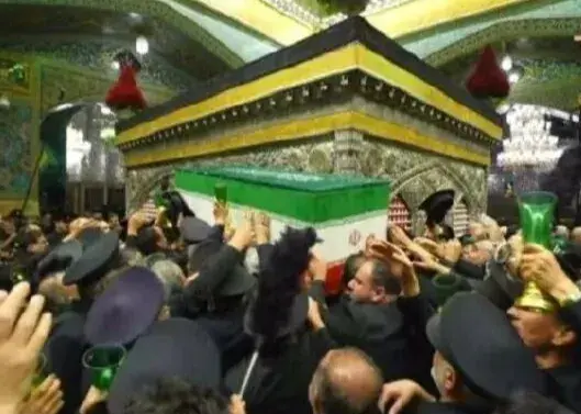 آرامش ابدی پیکر شهید ایران در جوار امام هشتم(ع)