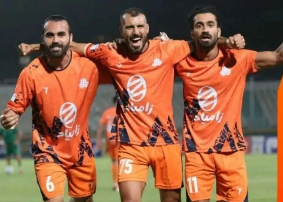 خودروسازان لیگ برتر را رها نخواهند کرد