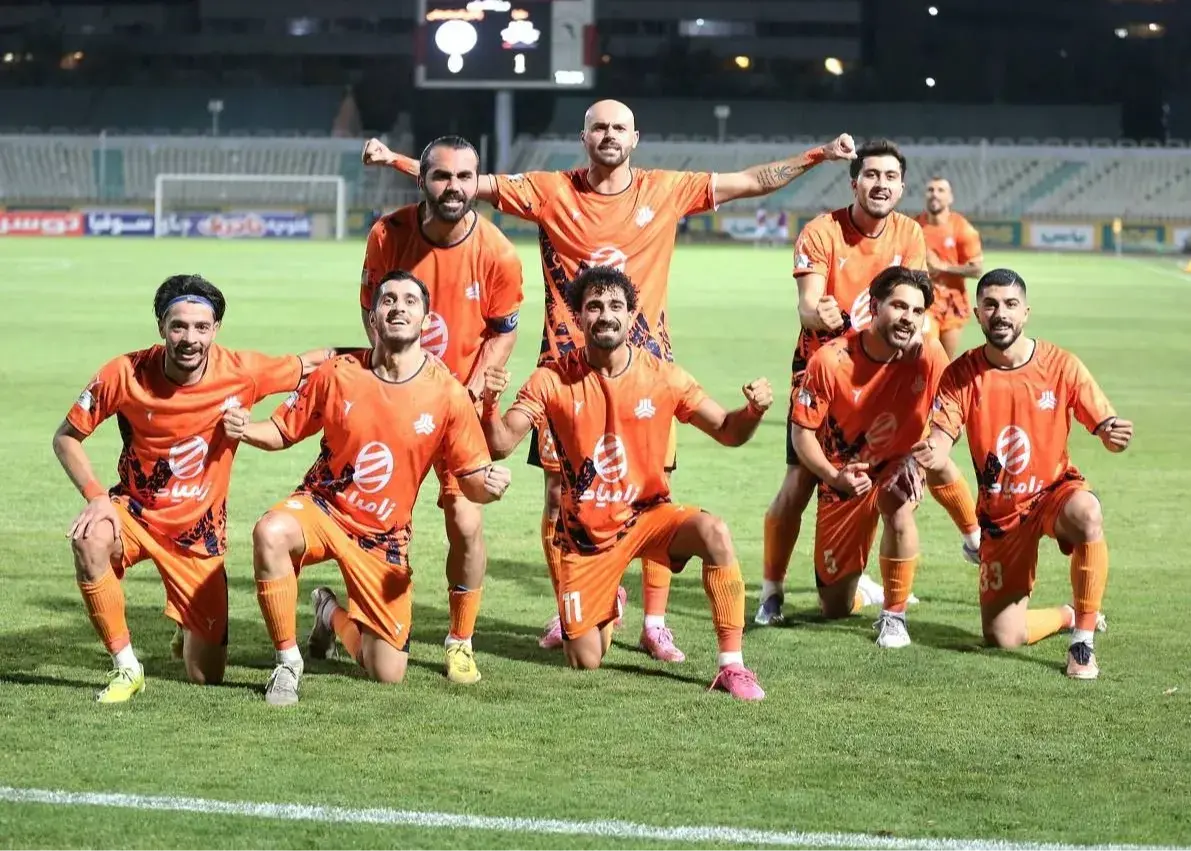 لیگ یک: نارنجی‌ها ابی صادقی را تلخ بردند