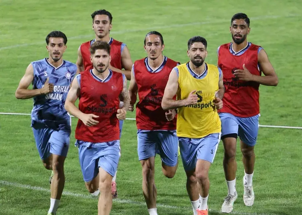تصویر خبر: تحولات گسترده در گل‌گهر؛ ۱۴ بازیکن سیرجانی‌ها را ترک کردند!