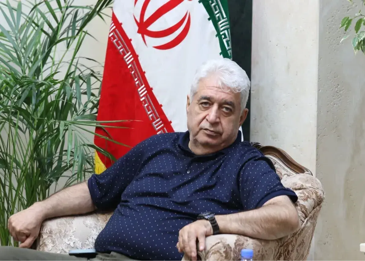 تصویر خبر: عکس: مهمان ویژه یک مربی پرآوازه در تمرینات تیم نوپای لیگ برتری