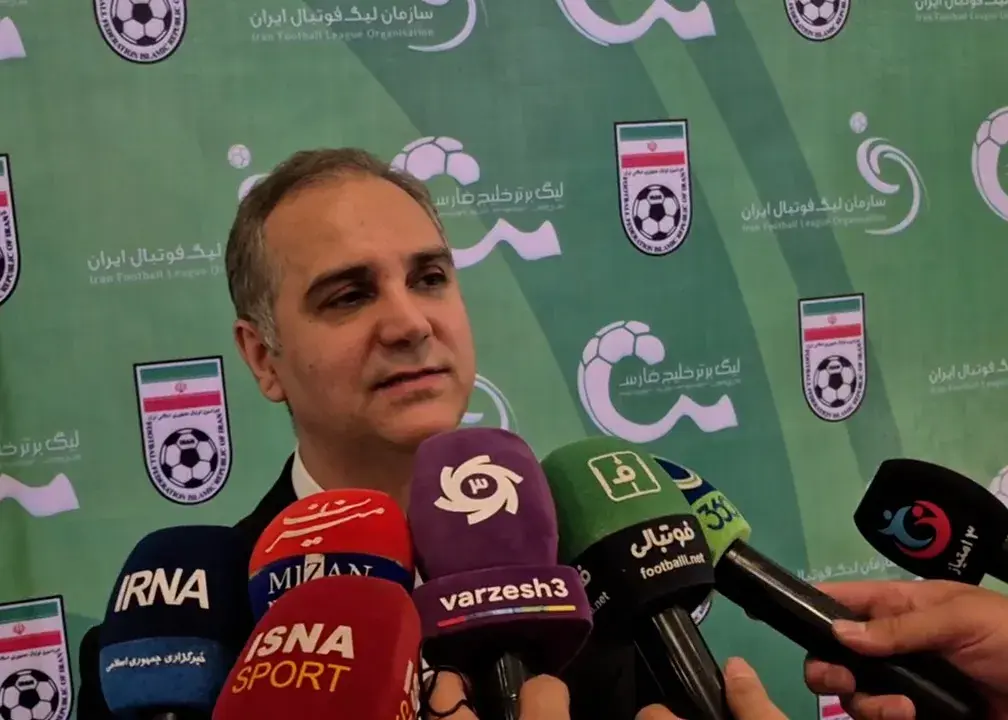 پاسخ سازمان لیگ به درخواست استقلال برای دریافت جام قهرمانی