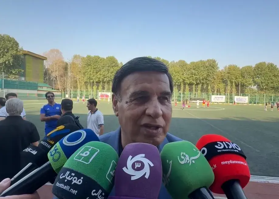 تصویر خبر: مظلومی: تغییر سرمربی فعلا برای قلعه‌نویی مناسب نیست