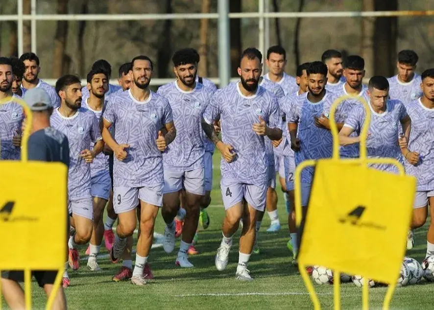 تصویر قطعی از پیراهن شماره چهار استقلال برای چشمی