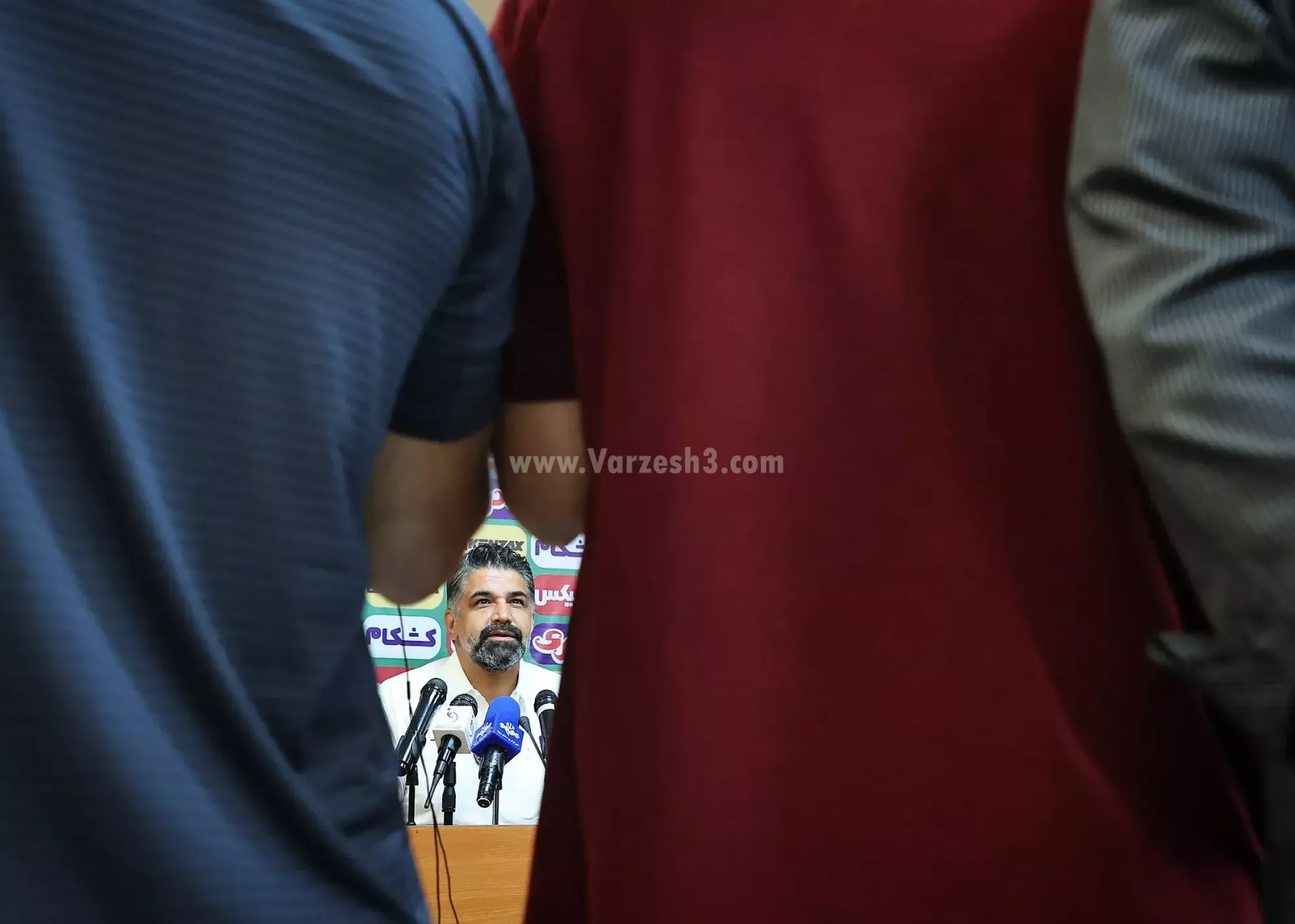تصویر خبر: پیروز قربانی: فوتبال بدون رسانه بی‌معناست