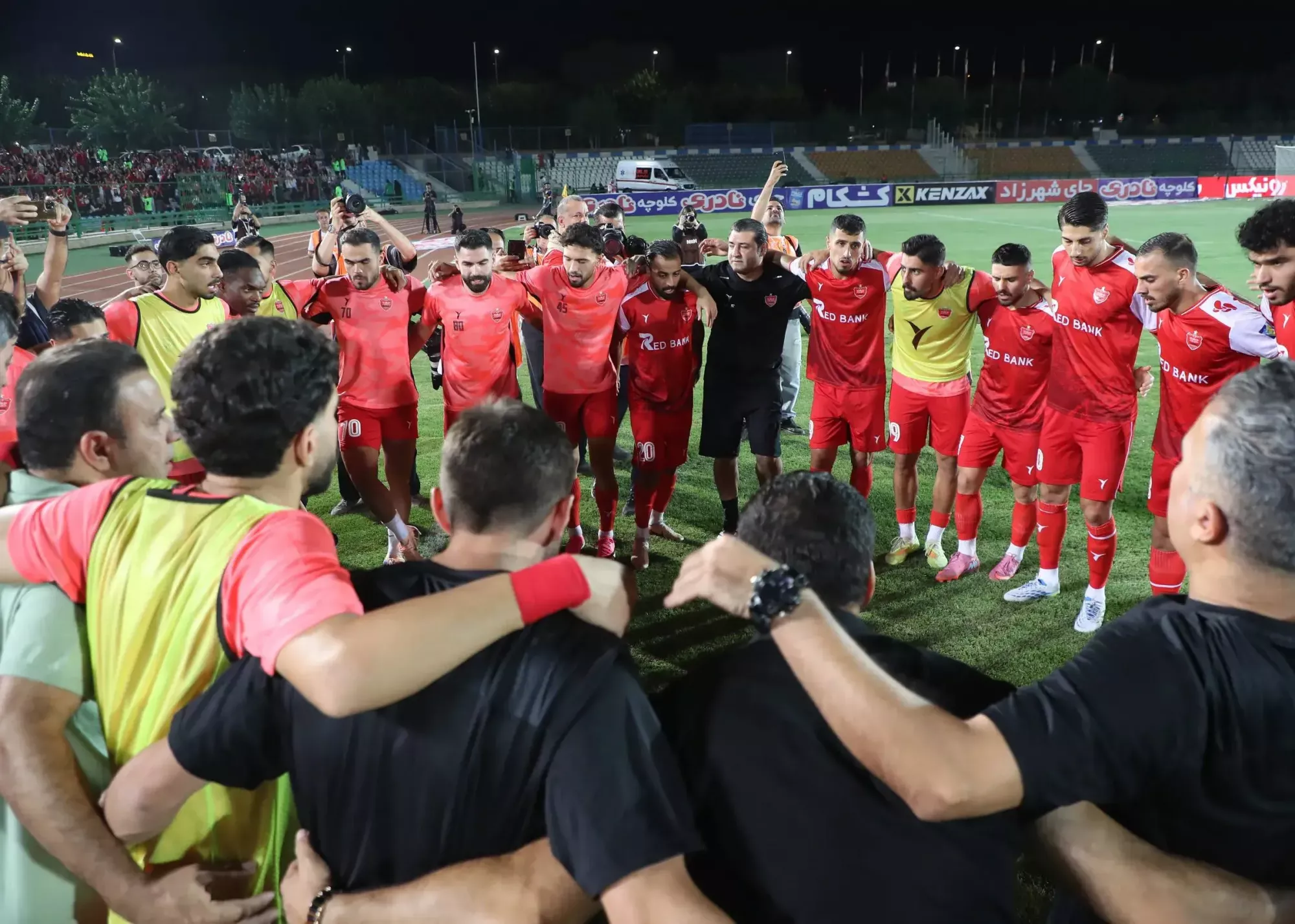 محل شروع حمله هماهنگ پرسپولیس (تصاویر)