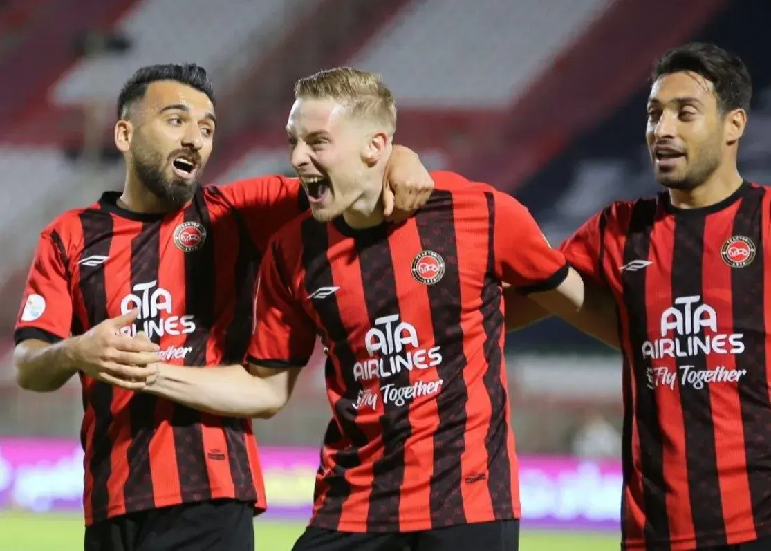 عکس: بازیکنان پرسپولیس نام تومی را فراموش نخواهند کرد