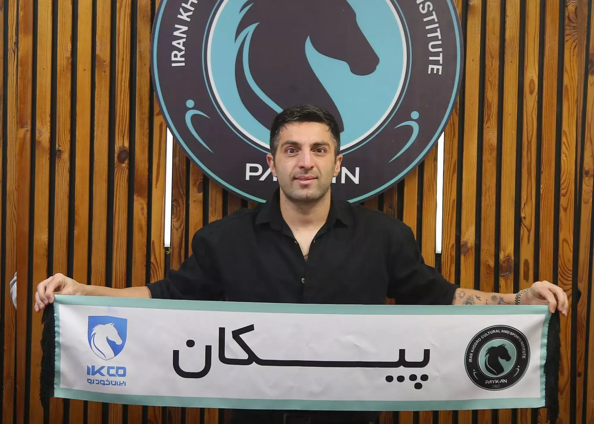 نریمان‌جهان به پیکان بازگشت + تصاویر