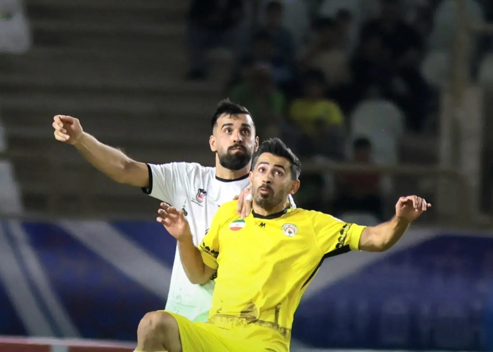 فجر و ذوب‌آهن بدون گل، پر از جنجال در شیراز!