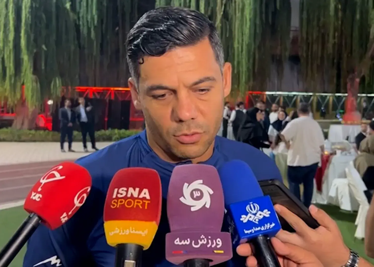 شکوری: ما در هتل مستقر هستیم و امیدواریم بازیکنان امشب به تیم بپیوندند!