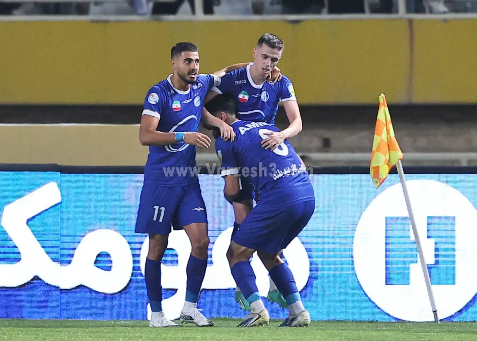 تصویر خبر: واکنش اولیه تیم استقلال به شکایت مطرح شده از سوی پرسپولیس