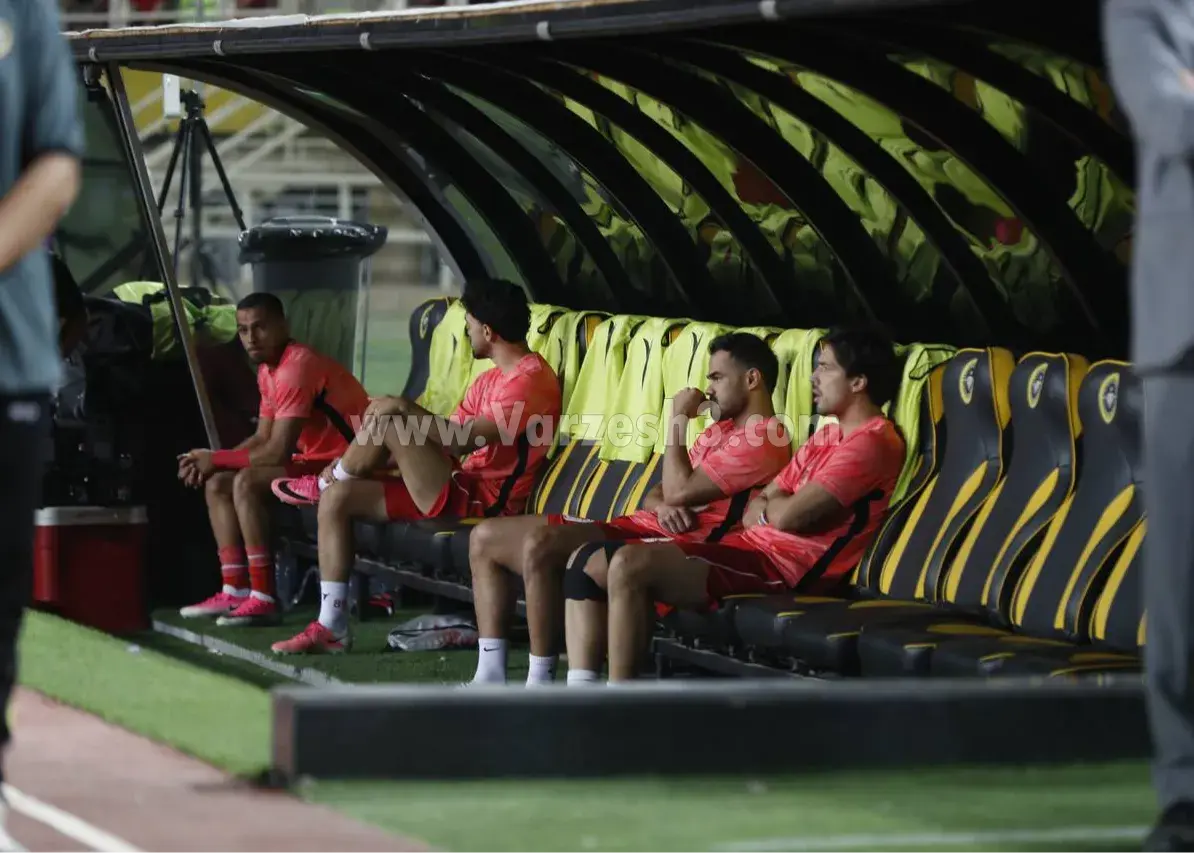 آیا اوستون اورونوف اولین تعویض پرسپولیس خواهد بود؟