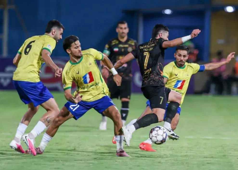 سپاهان و صنعت نفت در آبادان به تساوی بدون گل رسیدند