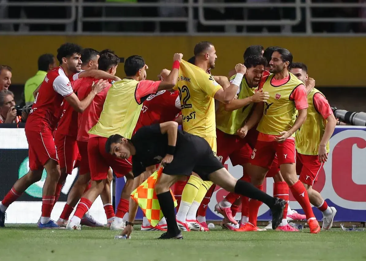 تنها یک تصویر از جواهر پرسپولیس موجود است!