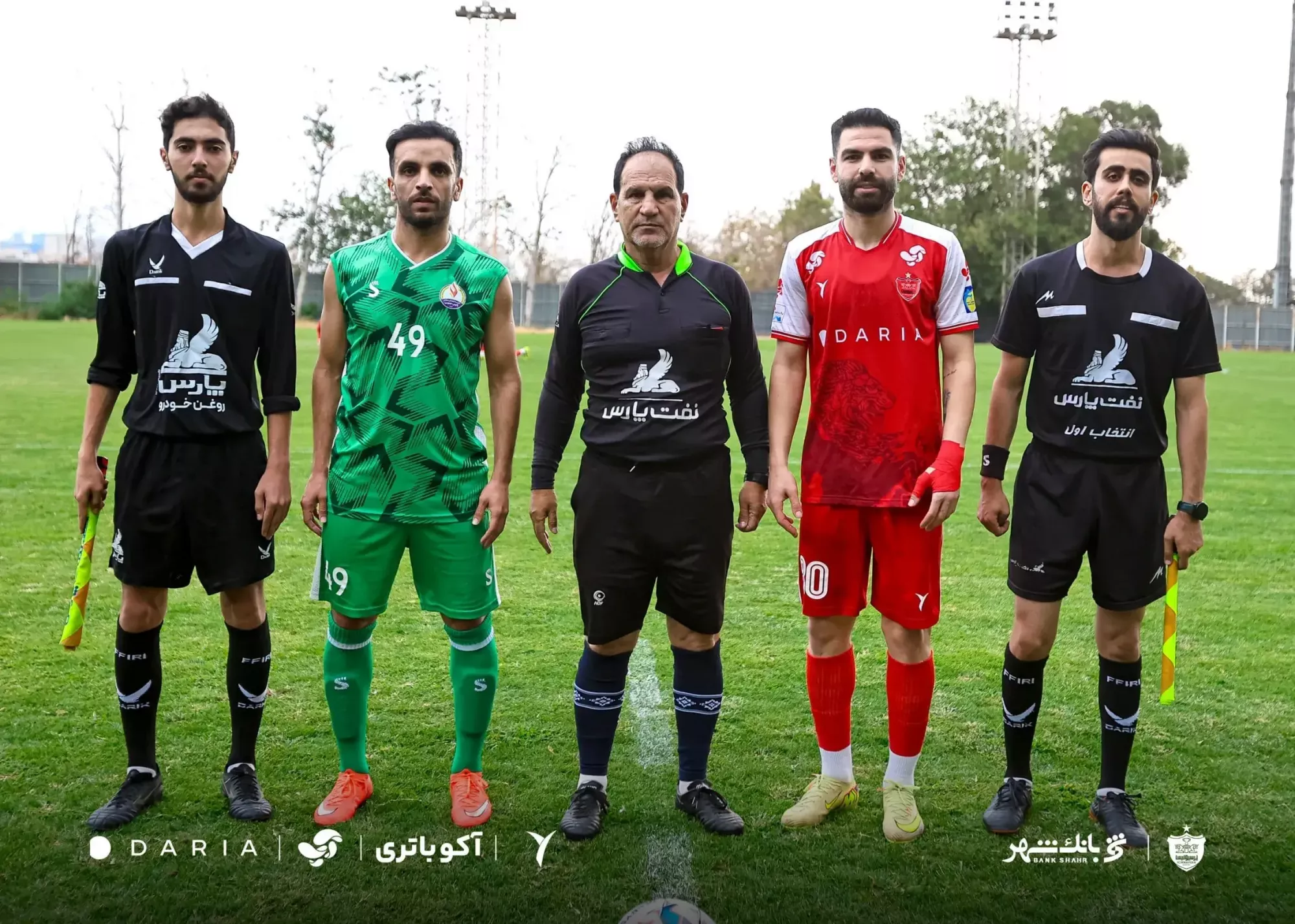 بازوبند، رضایت هافبک پرسپولیس را به همراه ندارد!