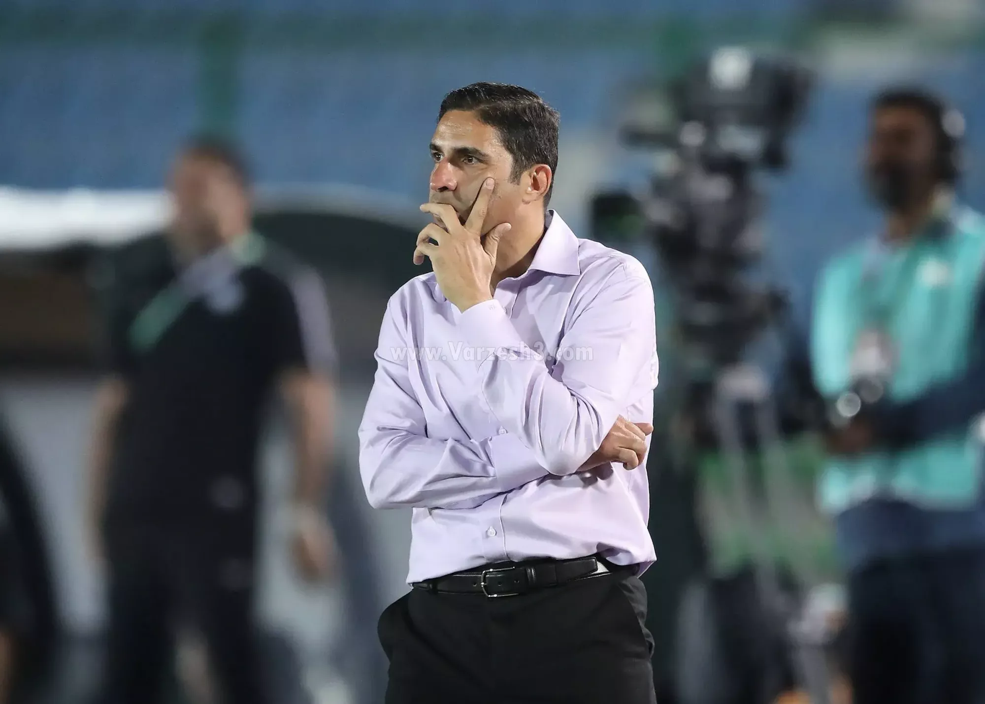 تصویر خبر: سرمربی پرسپولیس سابق در کنار چهره‌های برجسته فوتبال ایران! (تصاویر)