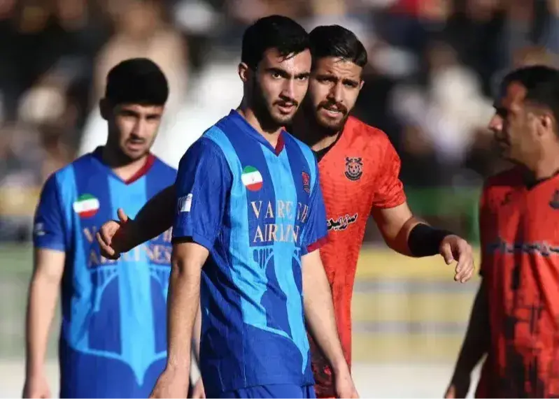تصویر خبر: نیمه اول بدون گل و وقت اضافه در شهربابک