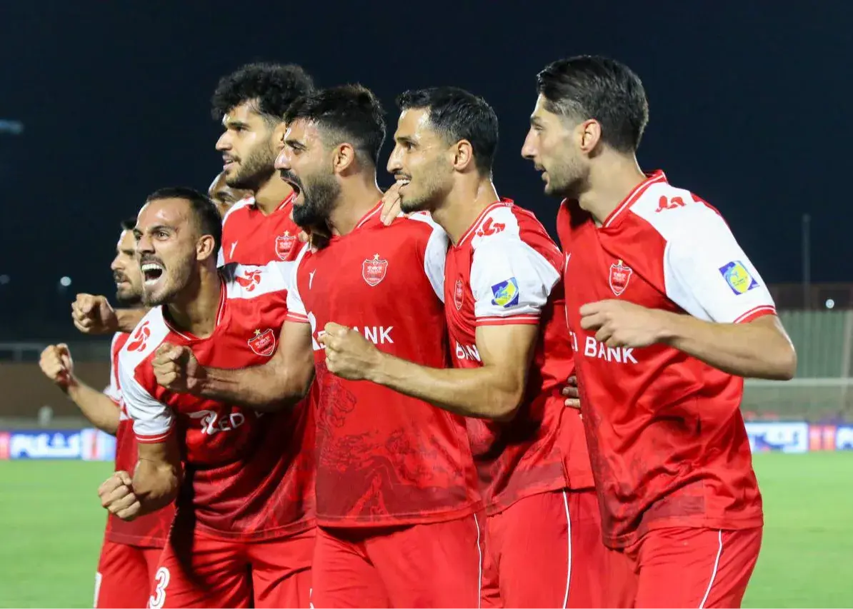 تصویر خبر: دو اتفاق تلخ برای دو ستاره پرسپولیس در دو دقیقه!