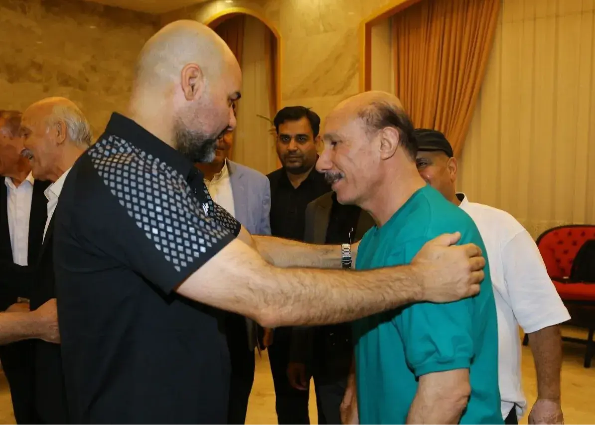 پیشکسوتان فوتبال خوزستان در شهر بصره حاضر شدند (تصاویر)