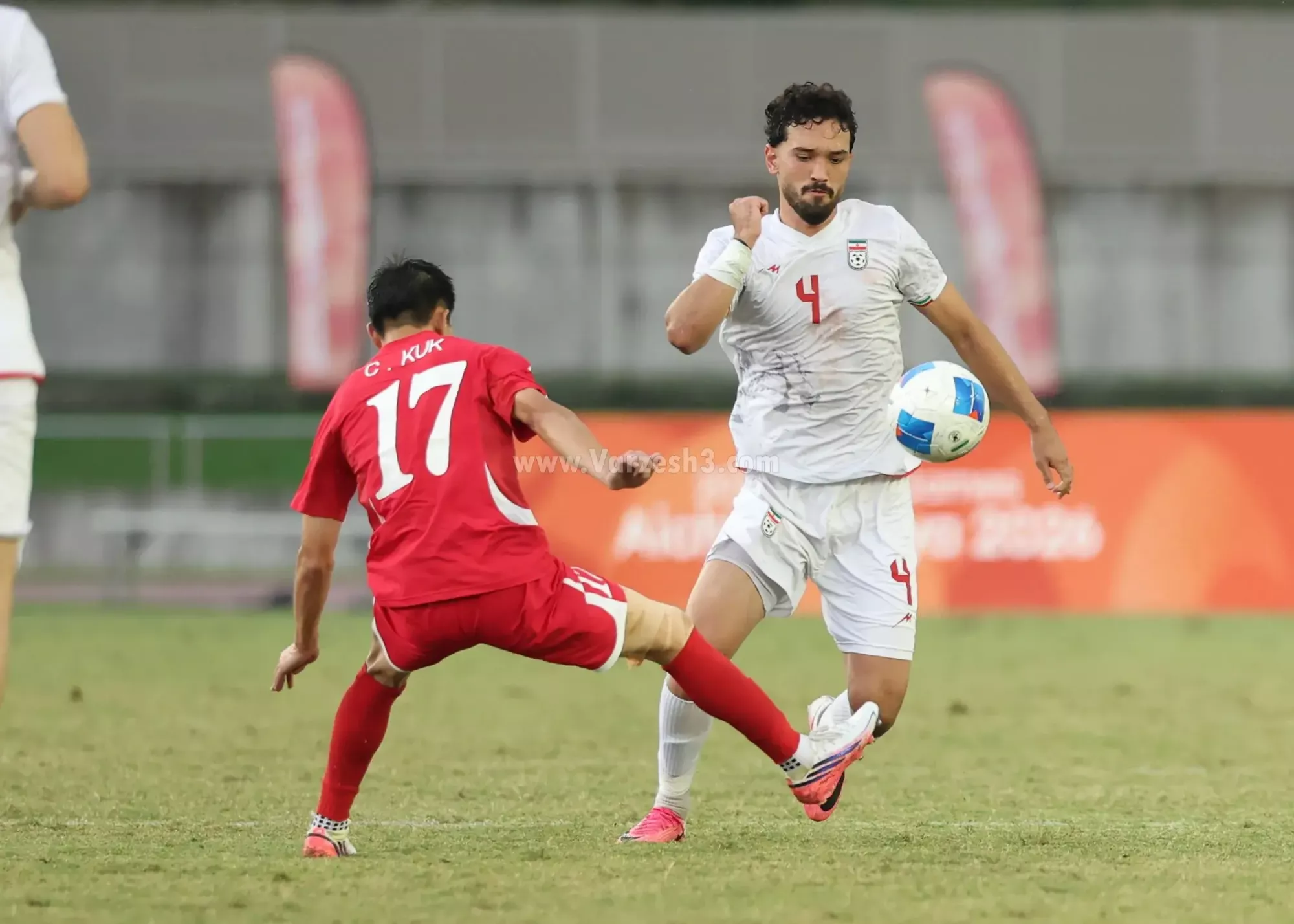 تصویر خبر: ادامه روزهای پرچالش مدافع گران‌قیمت پرسپولیس!