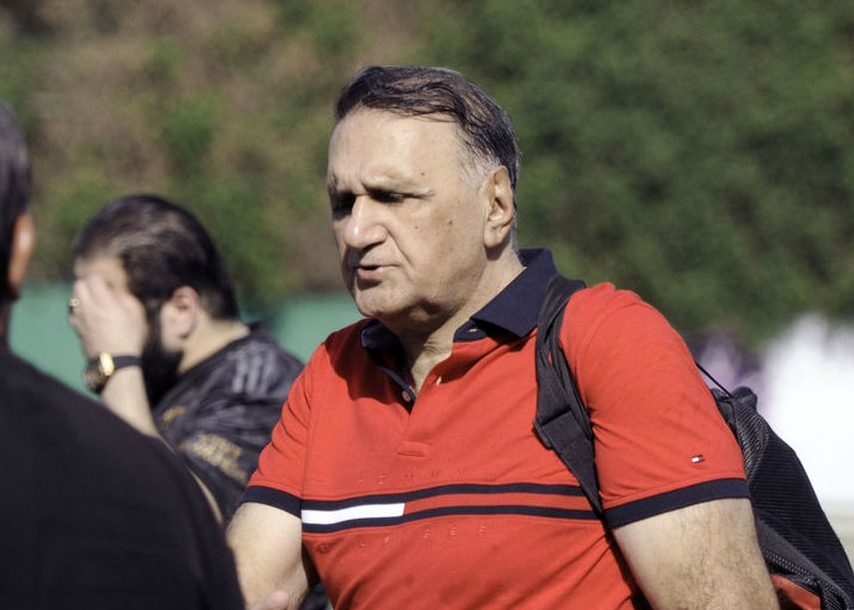 پیشکسوت پرسپولیس فریاد زد: ضیا عربشاهی را رها نکنید