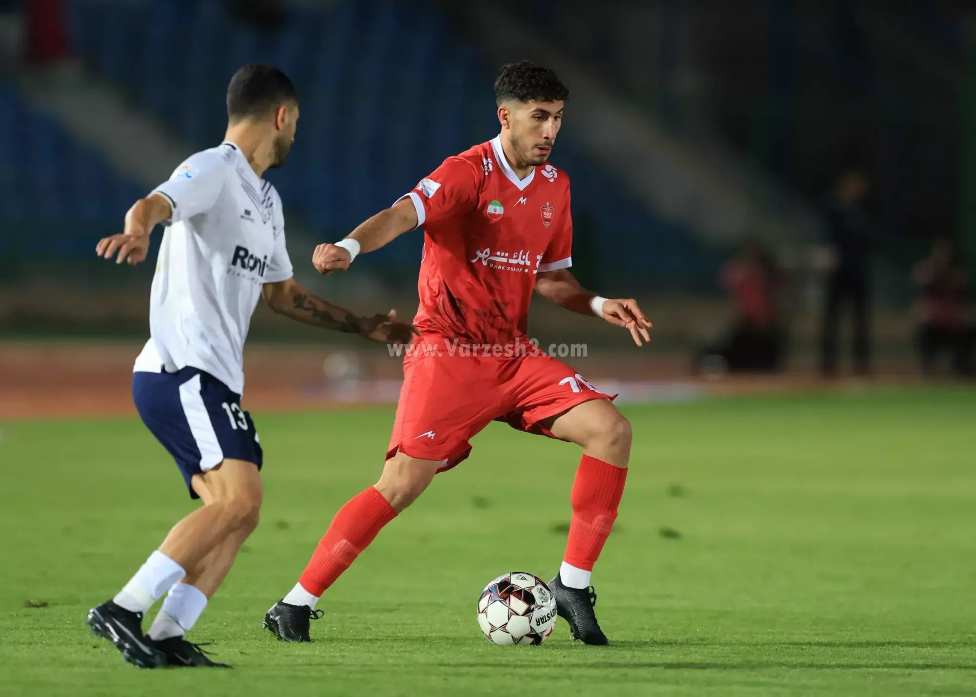 مدافع پرسپولیس به گل‌گهر پیوست و از سرخ‌پوشان خداحافظی کرد
