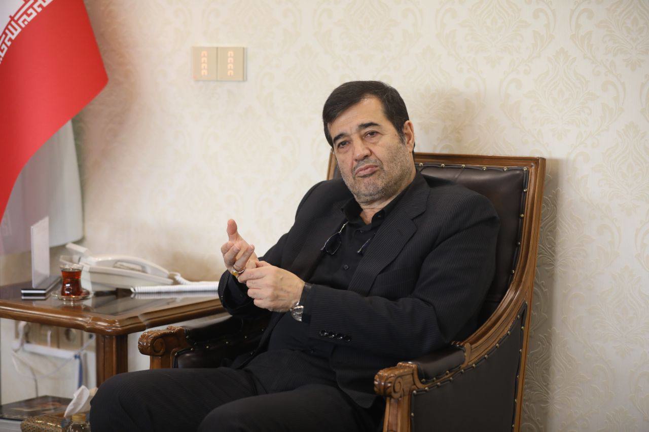 دنیامالی: رفتار خواهران منصوریان قابل دفاع نیست