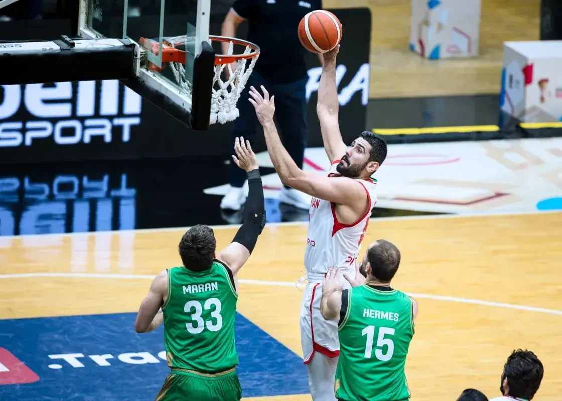 منجی؛ قطعه گمشده پازل مانولوپولوس در منطقه رنگی