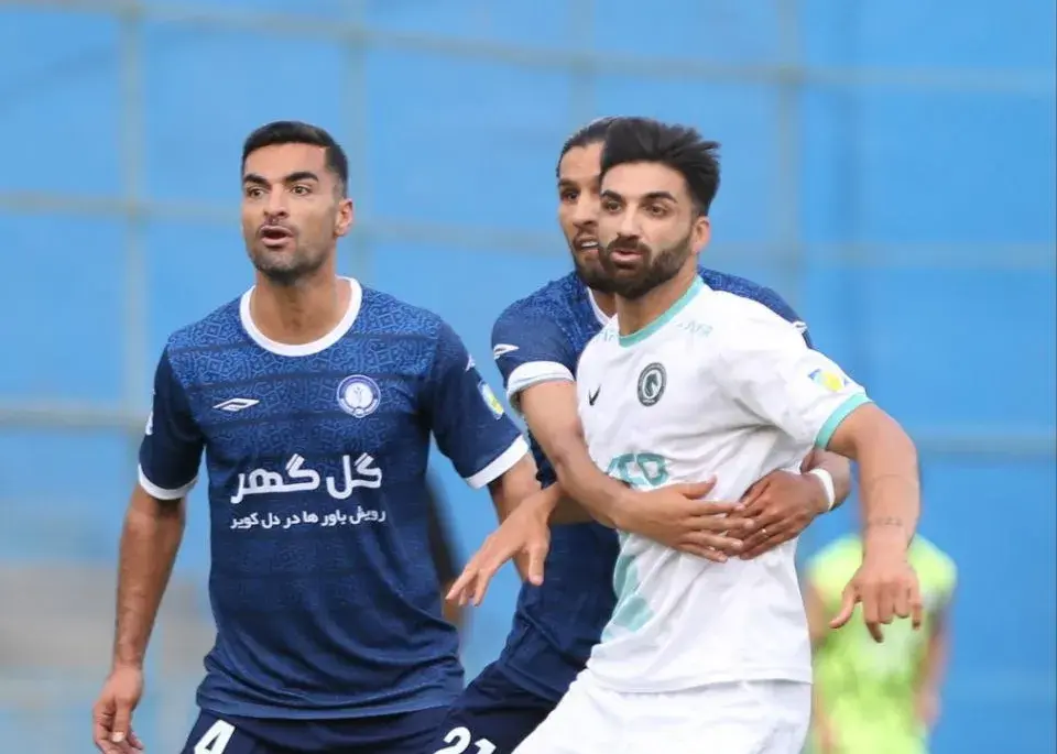 تک گل زاهدی، پیروزی گل‌گهر سیرجان برابر پیکان تهران