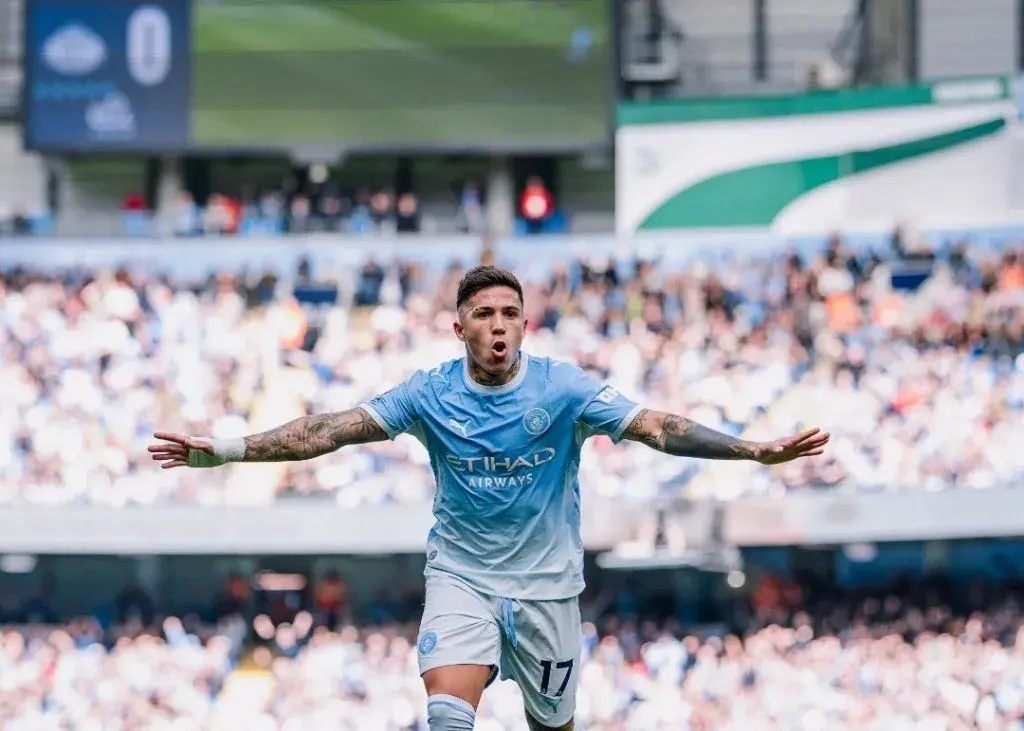 فرزند انزو فرناندز با تقلید از حرکات پدرش، اتحادی را در خانه سیتی به وجود آورد