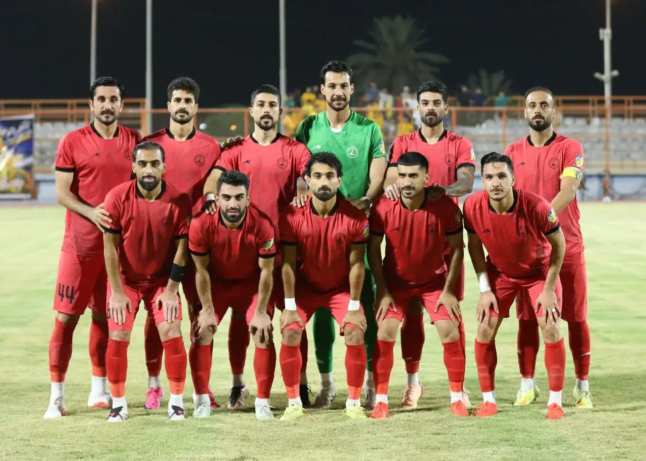 چمن ورزشگاه مدعیان صعود، به پارک شباهت دارد!
