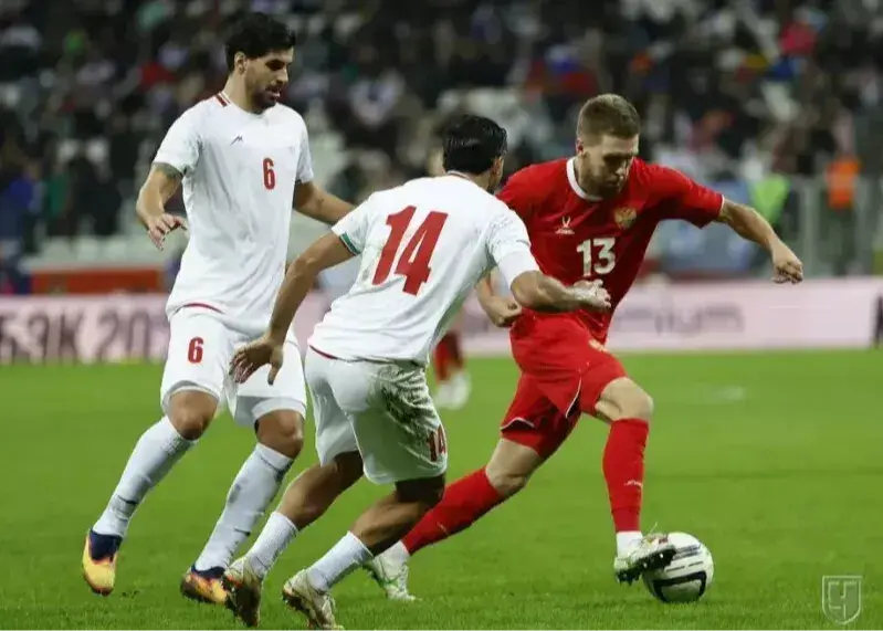تصویر خبر: توهین مدافع روس به تیم ملی ایران: پر از اشتباه و زدن زیر!