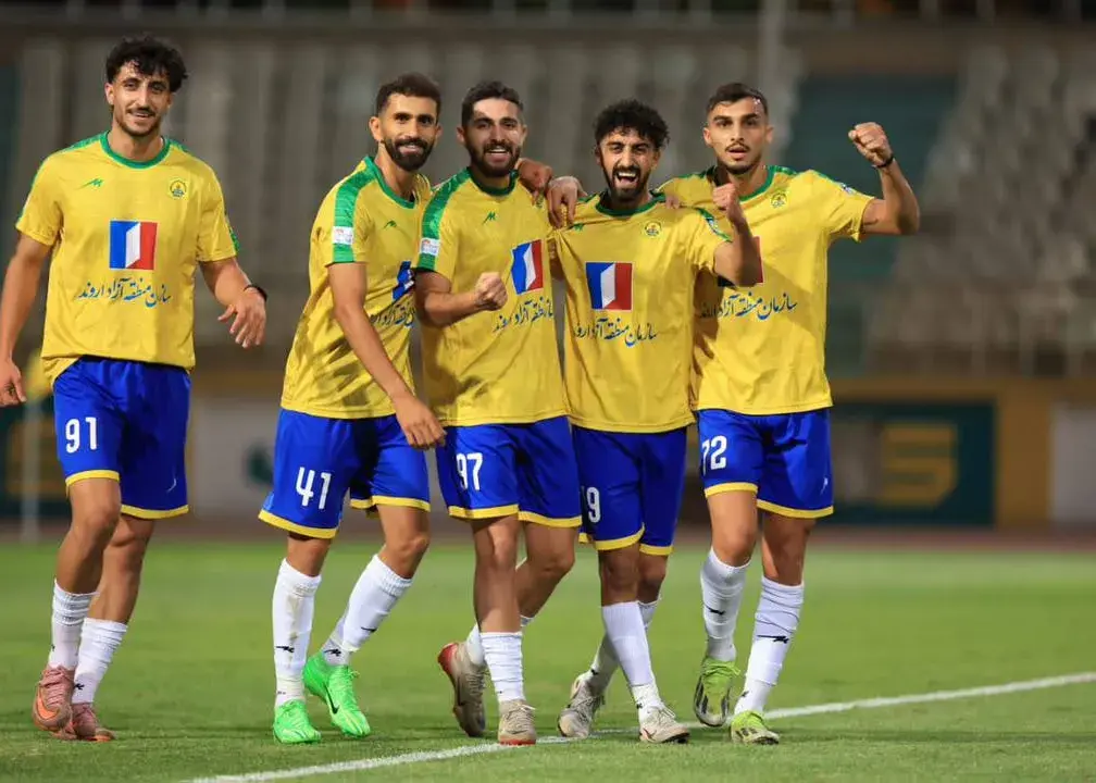 نفت آبادان با پیروزی بر نساجی، امیدواری‌های نوری را افزایش داد