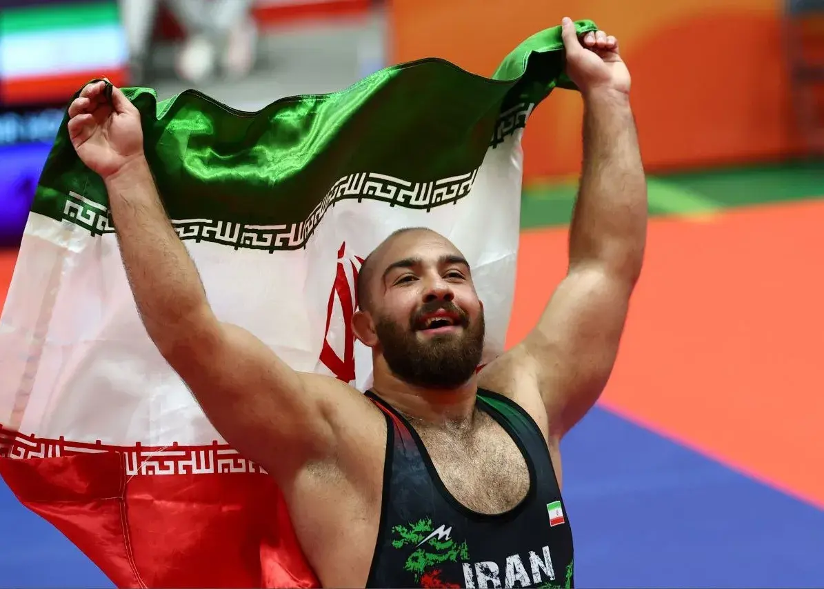 امیرحسین دابل با سلطه بر سنگین‌وزن