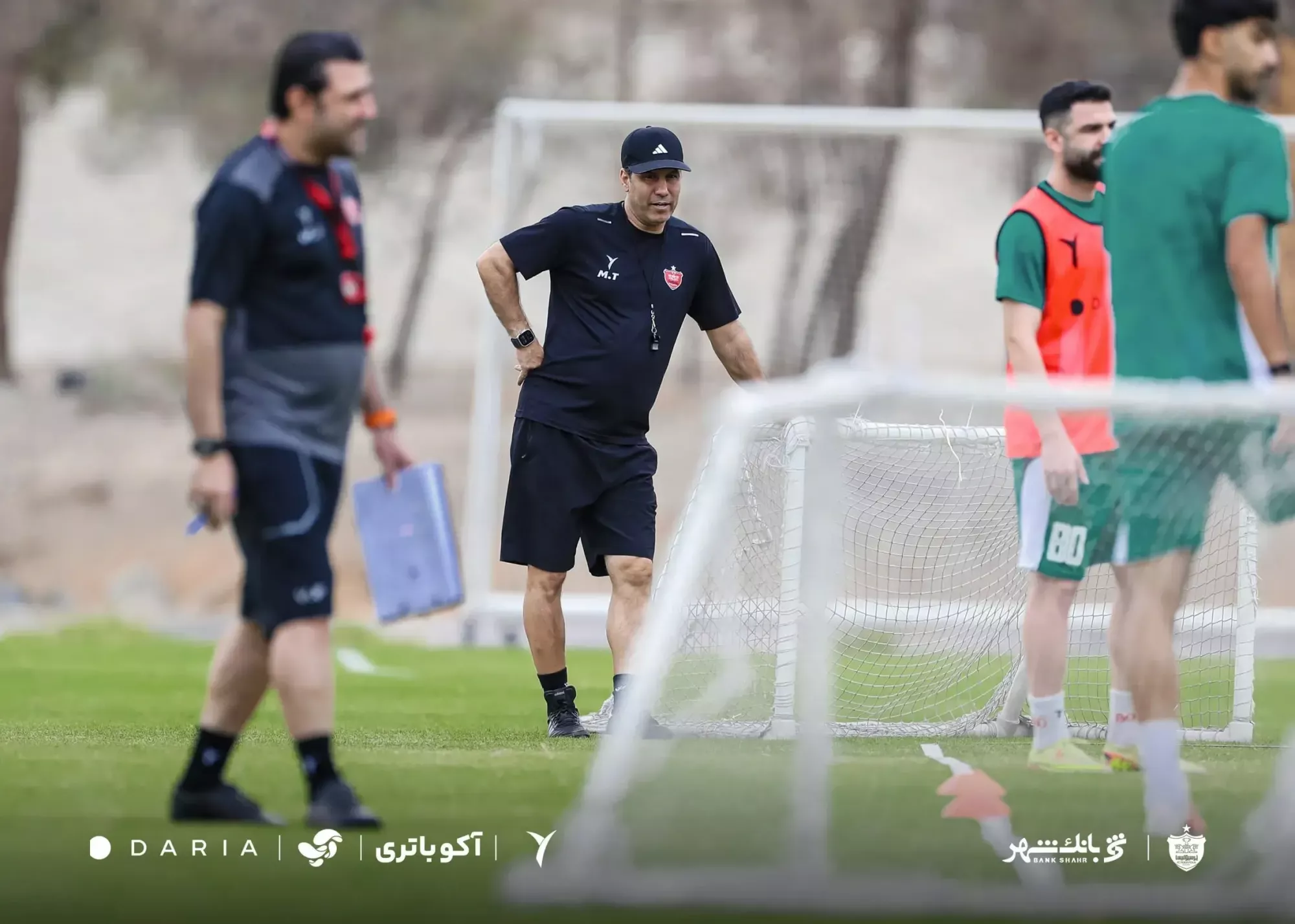 سرقت گوشی مهدی تارتار، سرمربی پرسپولیس!