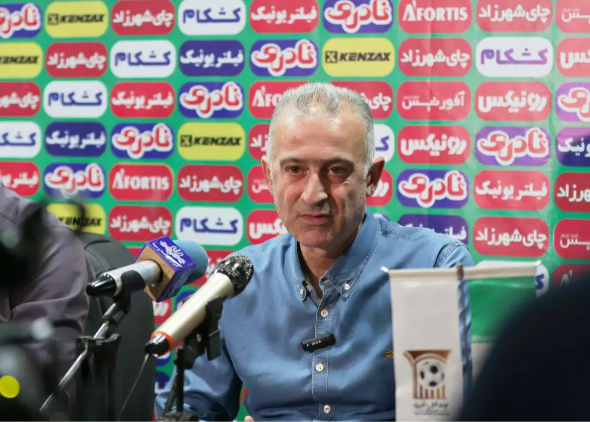 تصویر خبر: کمالوند: سه امتیاز با هر قیمت‌ای به دست نمی‌آید