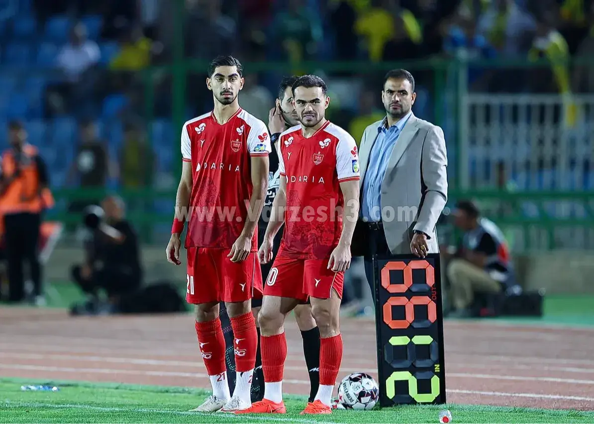 تصویر خبر: پوریا شهرآبادی آماده خط حمله پرسپولیس در ورزشگاه کاظمی!